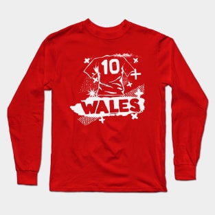 Retro Welsh Football // Vintage Grunge Wales Soccer Long Sleeve T-Shirt